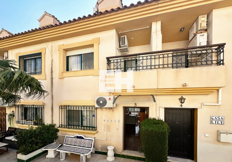 town house - Wiederverkauf - Orihuela Costa - Costa Blanca