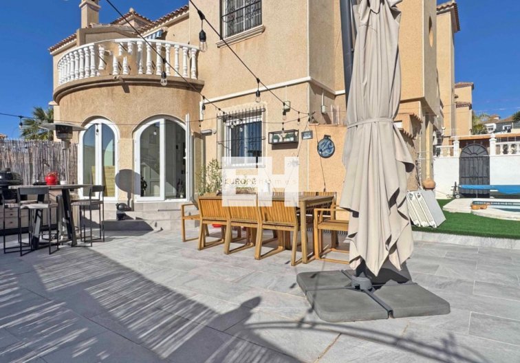 town house - Wiederverkauf - Orihuela Costa - Costa Blanca
