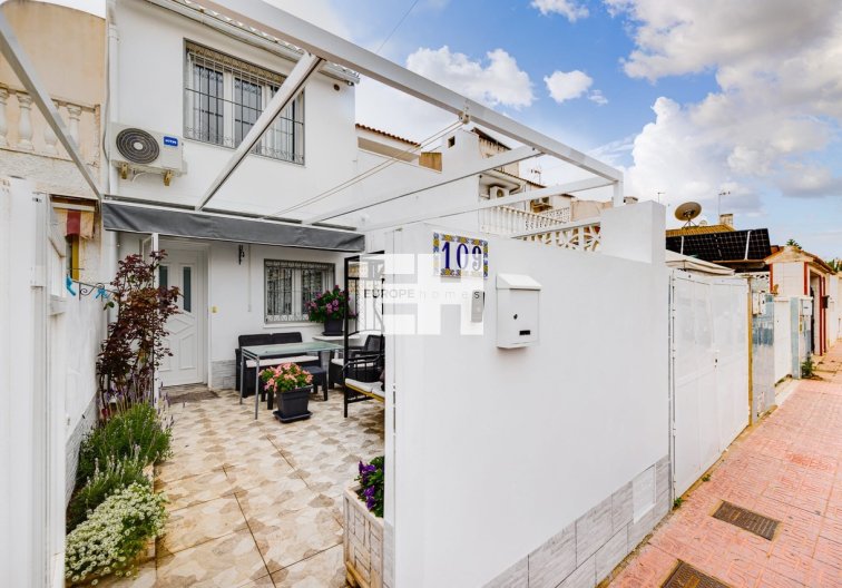 town house - Wiederverkauf - Torrevieja - Costa Blanca