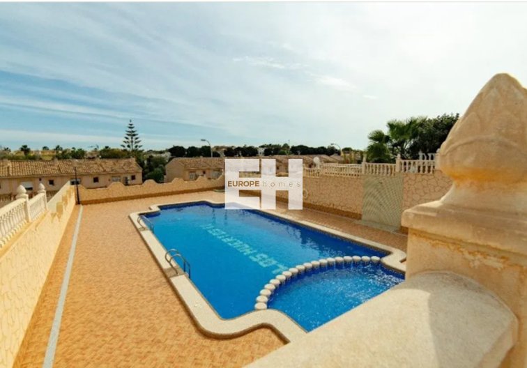 villa - Herverkoop - Los Balcones - Costa Blanca