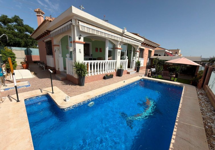 villa - Herverkoop - Los Montesinos - Costa Blanca