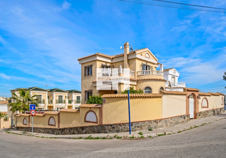 villa - Herverkoop - Orihuela Costa - Costa Blanca