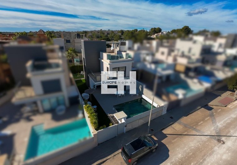villa - Herverkoop - San Miguel de Salinas - Bellavista