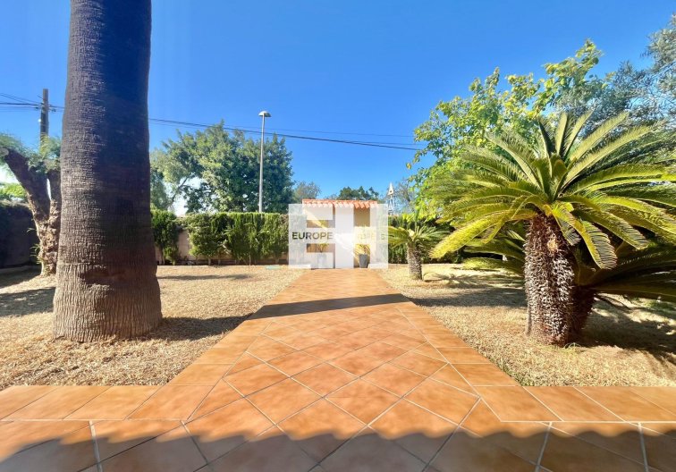 villa - Herverkoop - Torrevieja - Los Balcones - Los Altos Del Edén