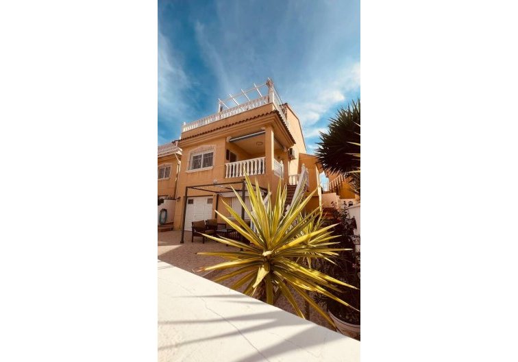 villa - Herverkoop - Villamartin - Costa Blanca