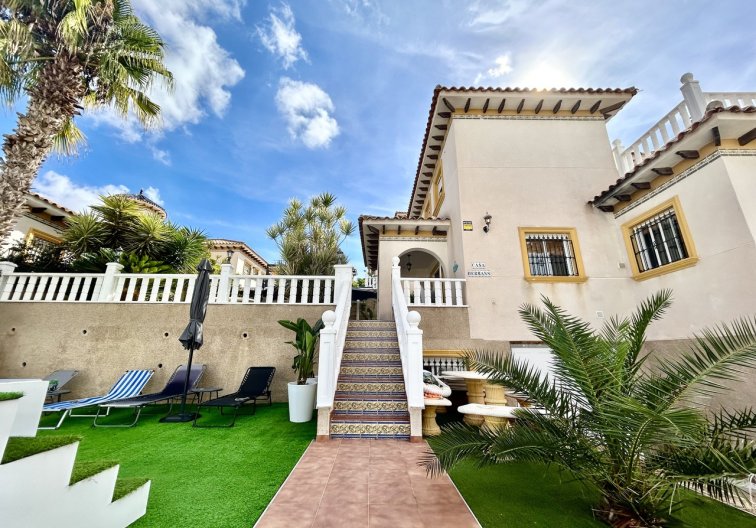 villa - Herverkoop - Villamartin - Costa Blanca