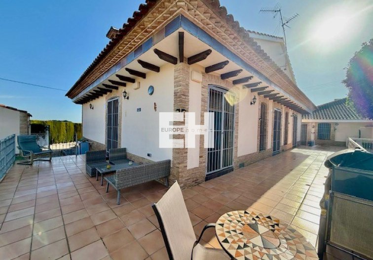 villa - Resale - Avileses - Inland
