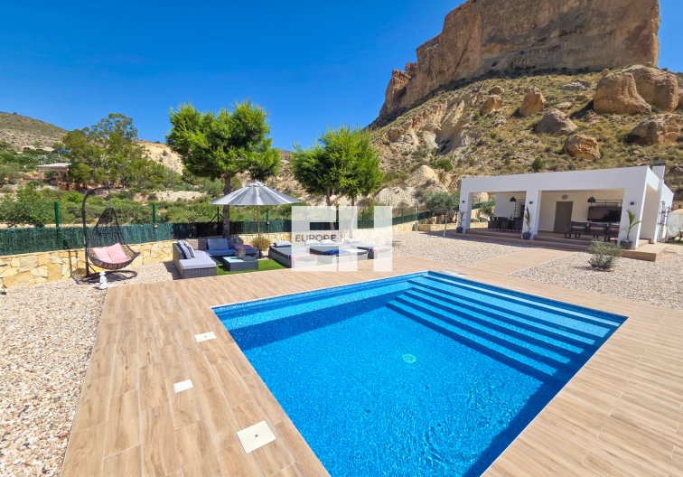 villa - Resale - Crevillent - Inland