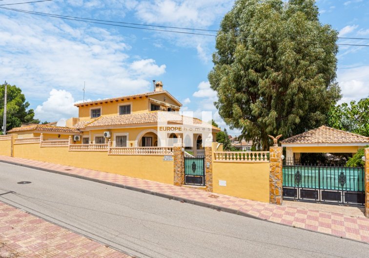 villa - Resale - Jacarilla - Inland