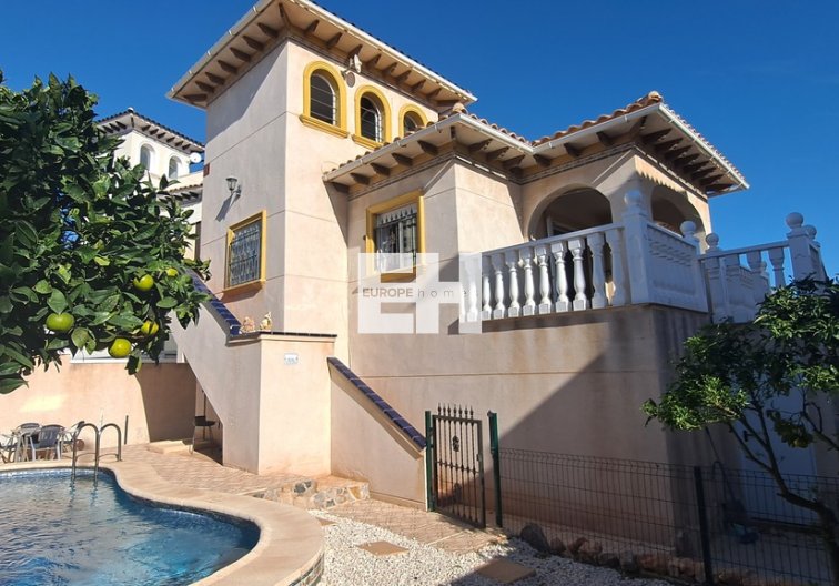 villa - Resale - La Zenia - Costa Blanca