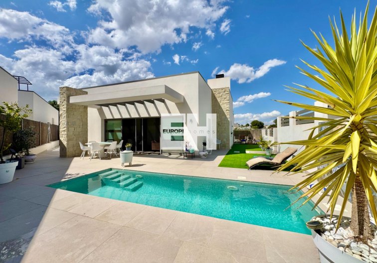 villa - Resale - San Miguel de Salinas - Blue Lagoon - Galán