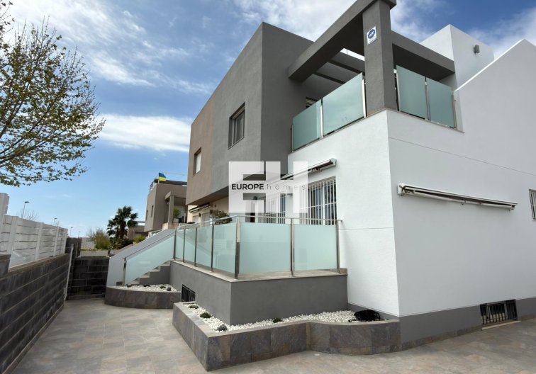 villa - Resale - Torrevieja - Costa Blanca