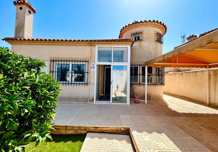 villa - Resale - Torrevieja - Costa Blanca