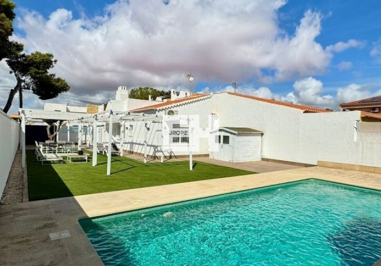 villa - Revente - Torrevieja - Costa Blanca