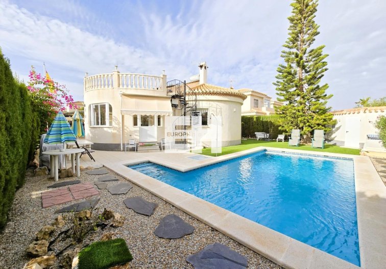 villa - Segunda mano - Orihuela Costa - Playa Flamenca