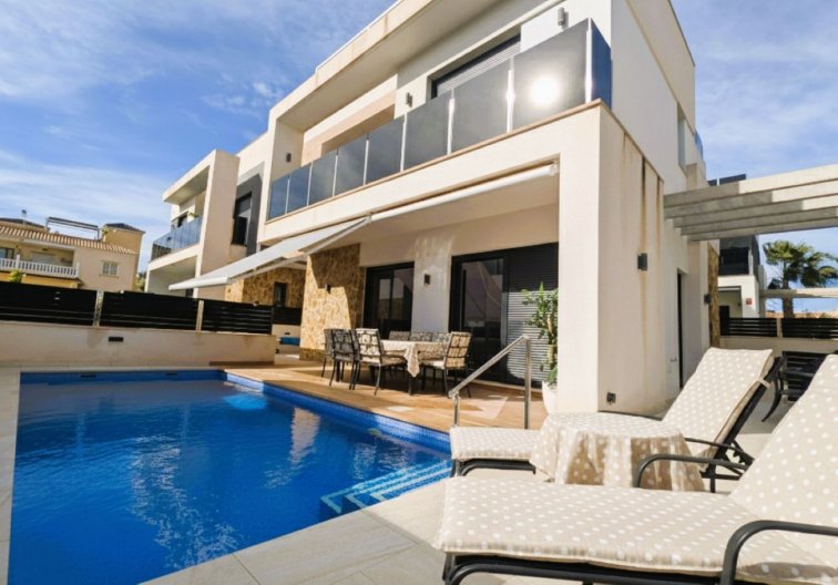 villa - Wiederverkauf - Cabo Roig - Costa Blanca