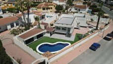 villa - Wiederverkauf - Ciudad Quesada - EH-19741