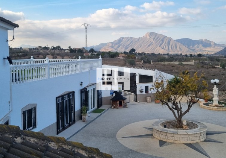 villa - Wiederverkauf - Hondón de los Fráiles - Inland