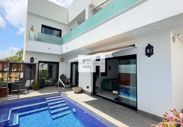 villa - Wiederverkauf - Los Montesinos - Costa Blanca