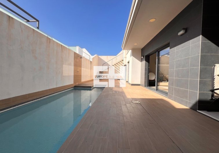 villa - Wiederverkauf - Orihuela Costa - Lomas de Cabo Roig