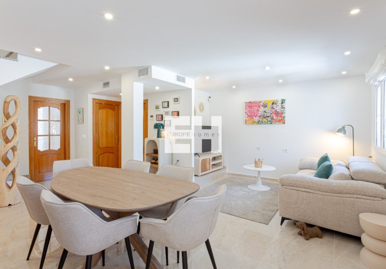 villa - Wiederverkauf - Pilar de la Horadada - Costa Blanca