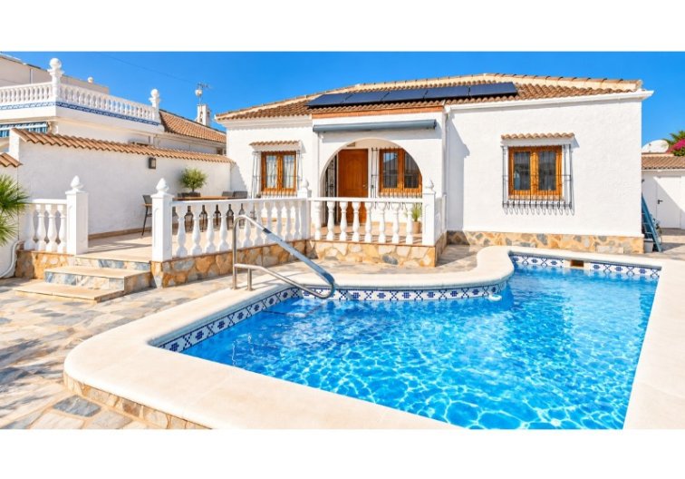 villa - Wiederverkauf - Torrevieja - Costa Blanca