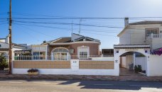 villa - Wiederverkauf - Torrevieja - EH-45703