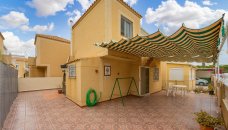 villa - Wiederverkauf - Torrevieja - EH-71394