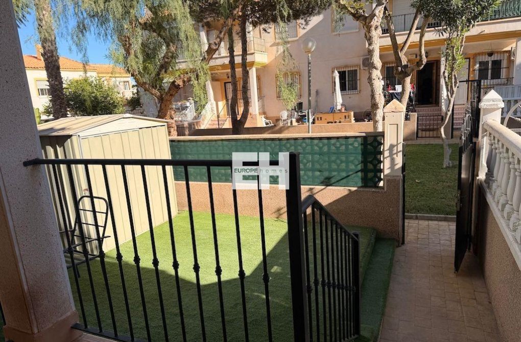 Wiederverkauf - Bungalow - Orihuela Costa - Costa Blanca