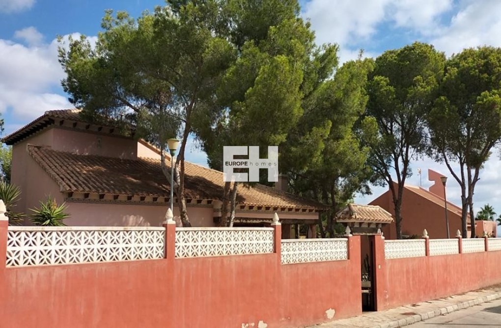 Wiederverkauf - Freistehende Villa - San Miguel de Salinas