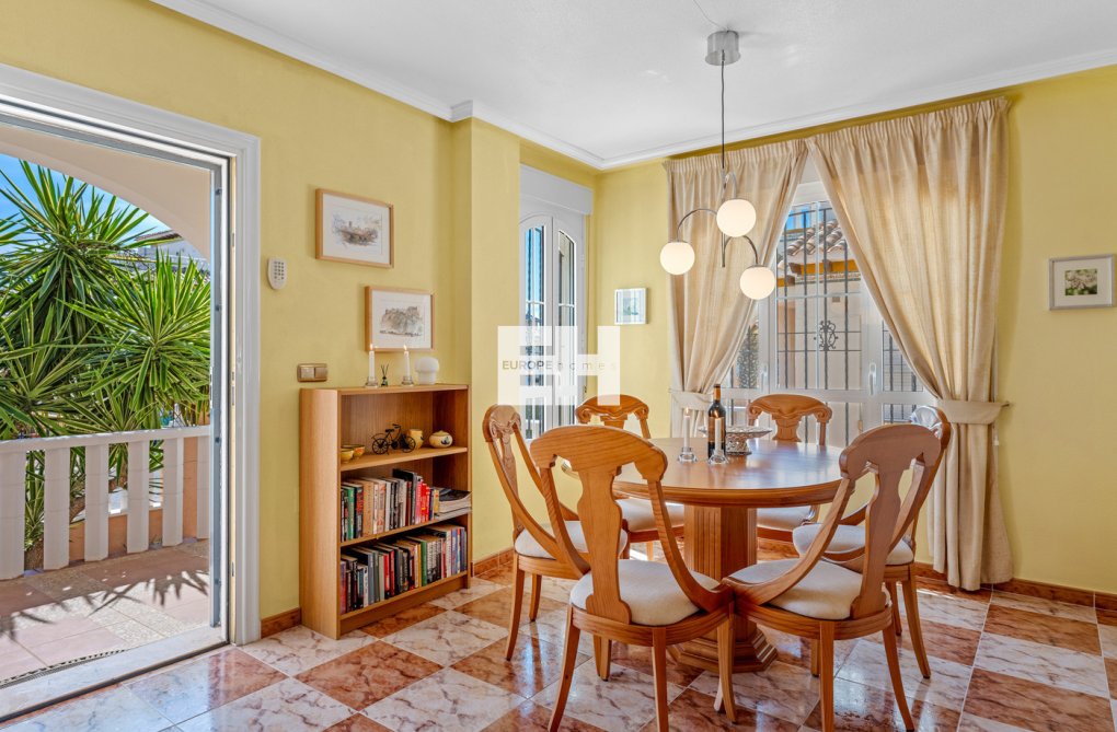 Wiederverkauf - Quad House - Cabo Roig - Costa Blanca