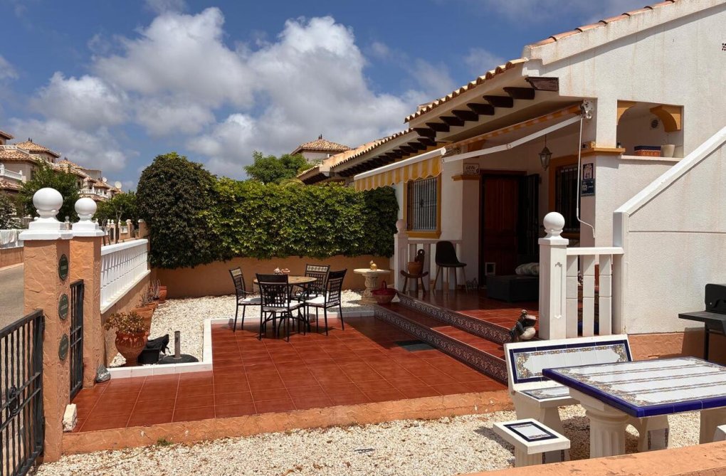 Wiederverkauf - Semi Detached - Lomas de Caboroig - Costa Blanca