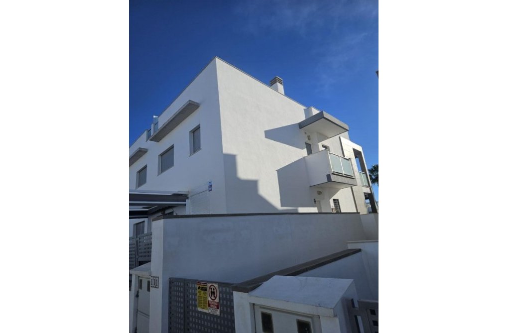 Wiederverkauf - Semi Detached - Torrevieja - Costa Blanca