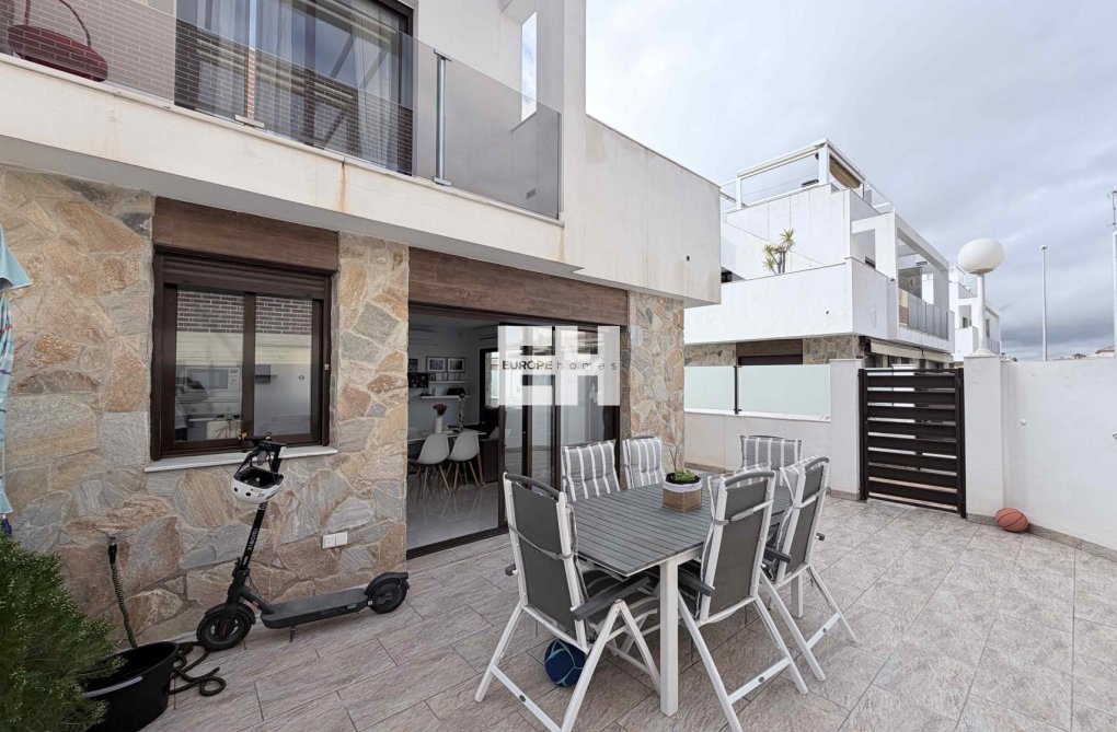 Wiederverkauf - town house - Cabo Roig - Costa Blanca