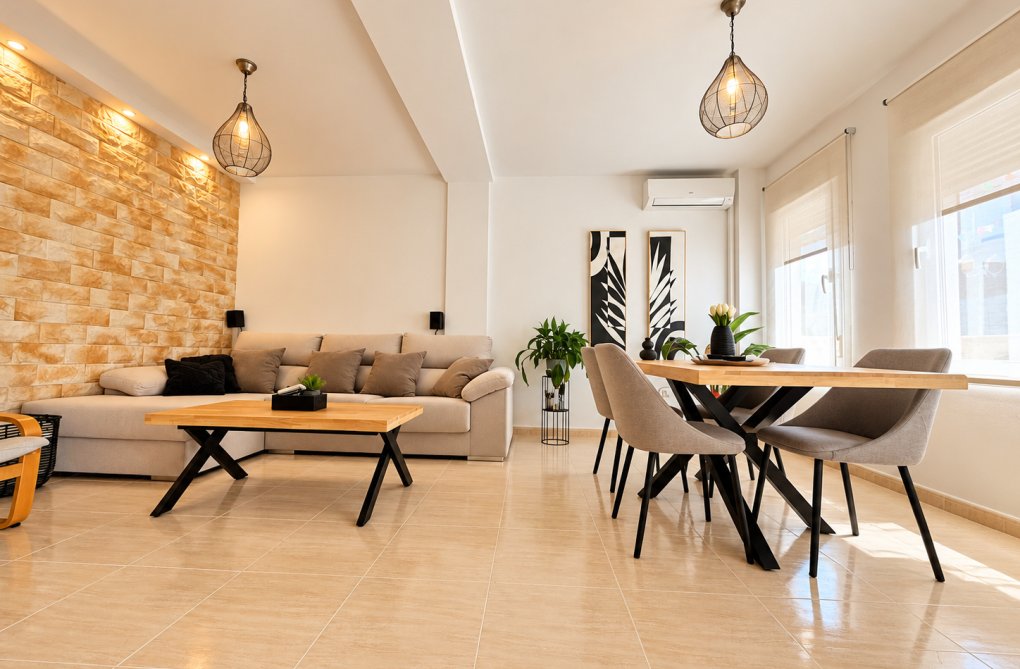 Wiederverkauf - town house - Daya Nueva - Costa Blanca