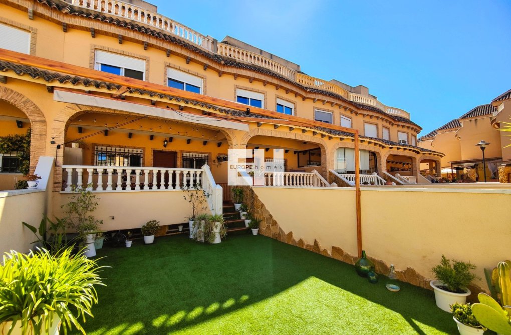 Wiederverkauf - town house - Guardamar del Segura - Costa Blanca