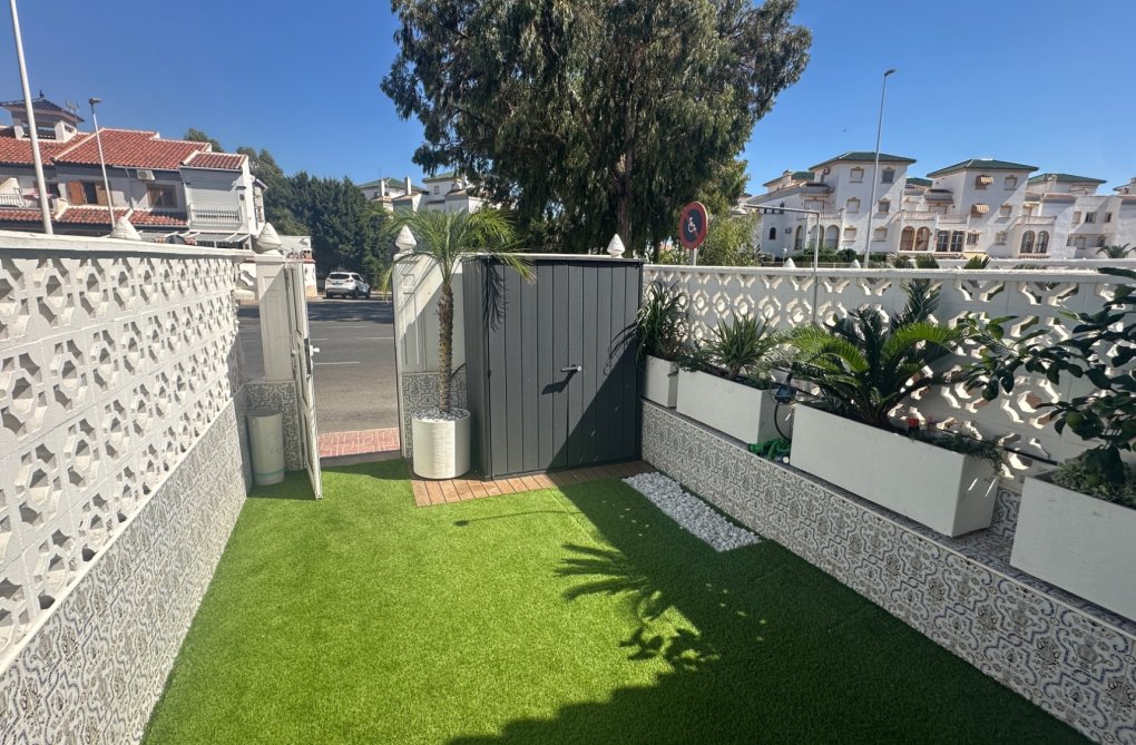 Wiederverkauf - town house - La Mata - Costa Blanca