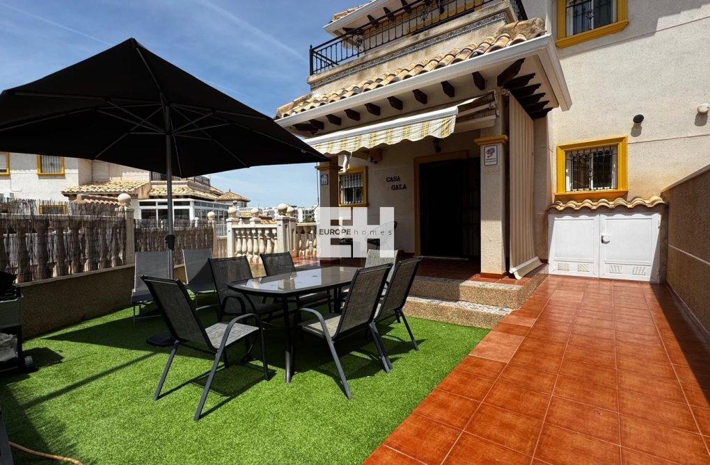 Wiederverkauf - town house - Orihuela Costa - Costa Blanca