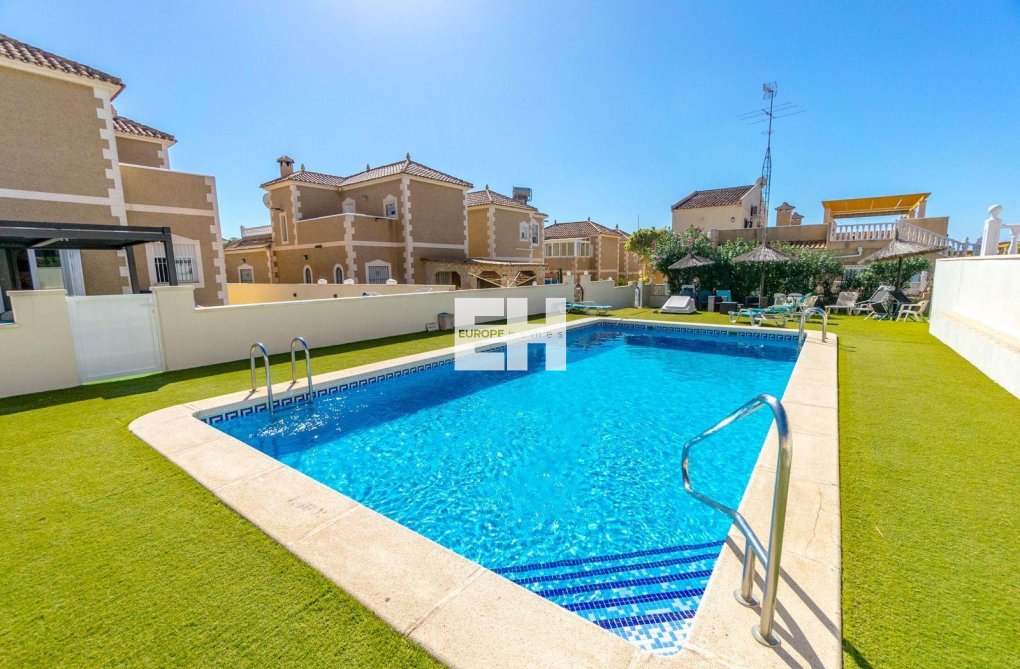 Wiederverkauf - town house - Orihuela Costa - Costa Blanca