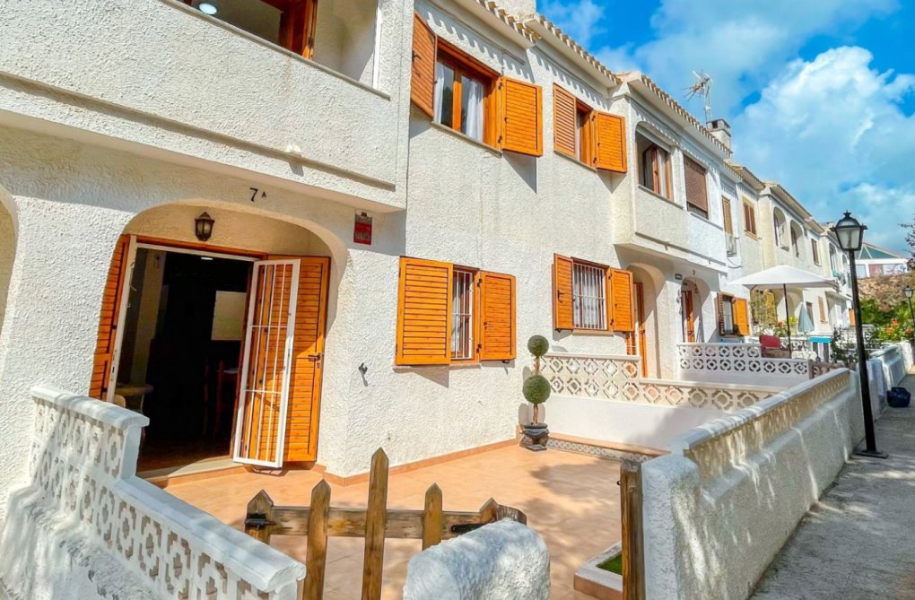 Wiederverkauf - town house - Orihuela Costa - Costa Blanca