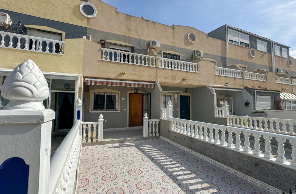 Wiederverkauf - town house - Orihuela Costa - Costa Blanca