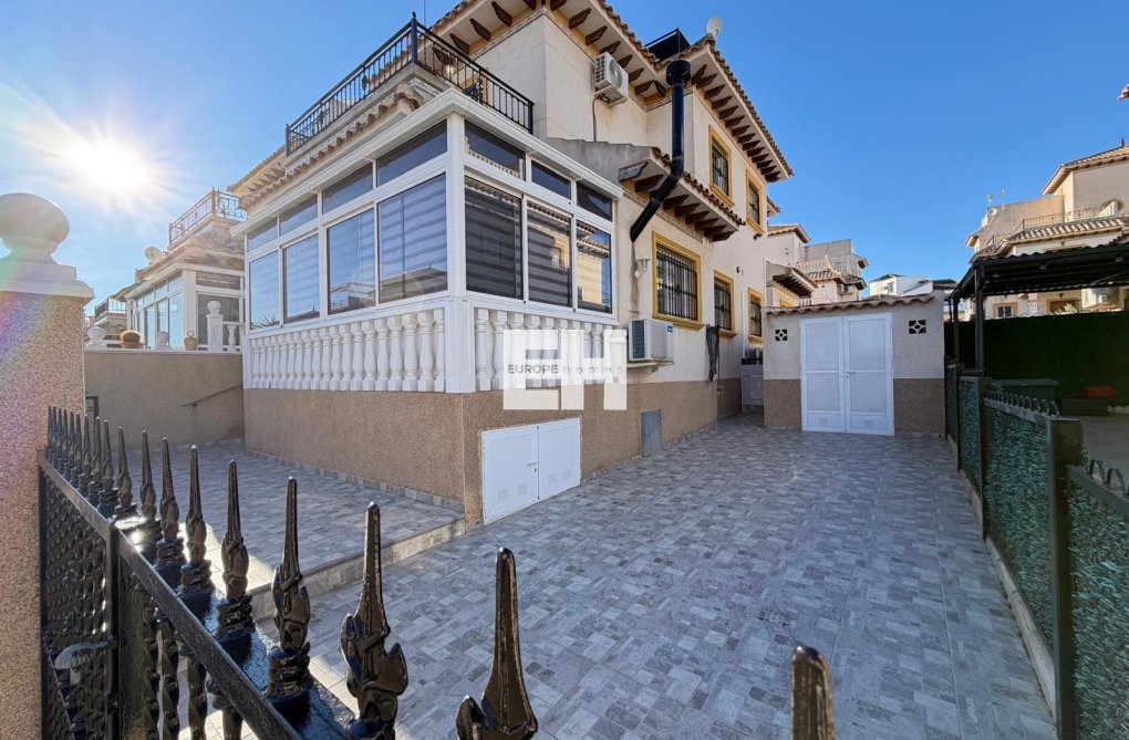 Wiederverkauf - town house - Orihuela Costa - Las Filipinas