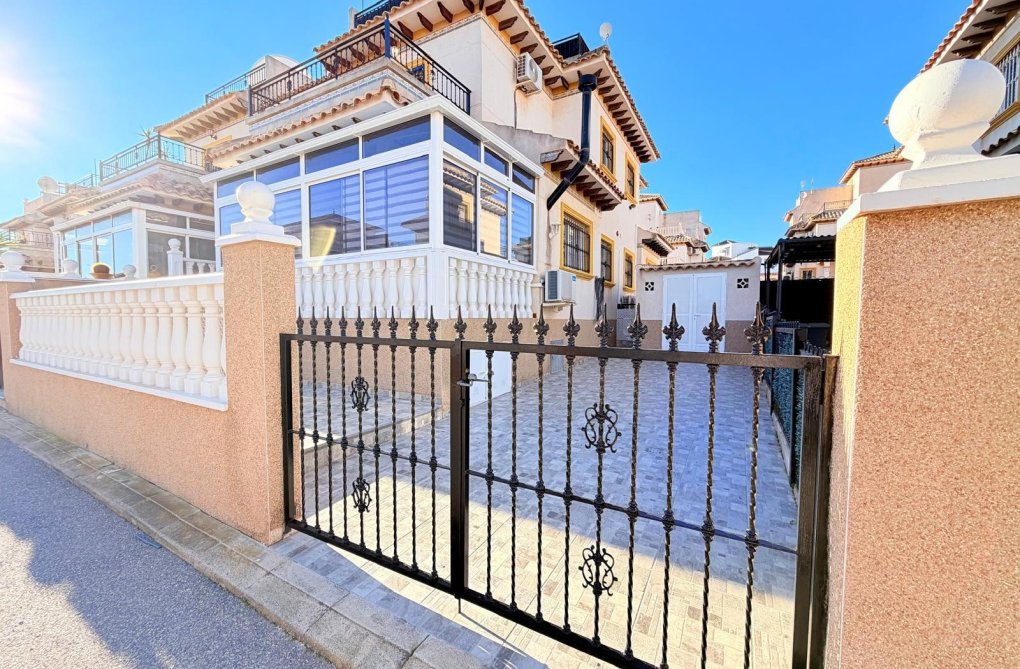 Wiederverkauf - town house - Orihuela Costa - Las Filipinas