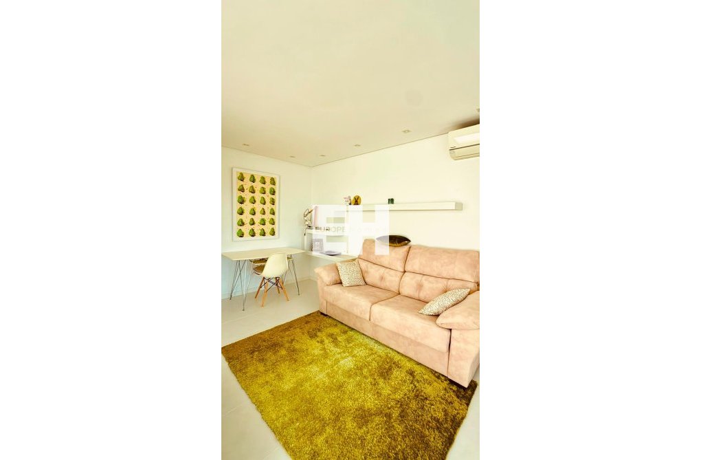 Wiederverkauf - town house - Orihuela Costa - Villamartín