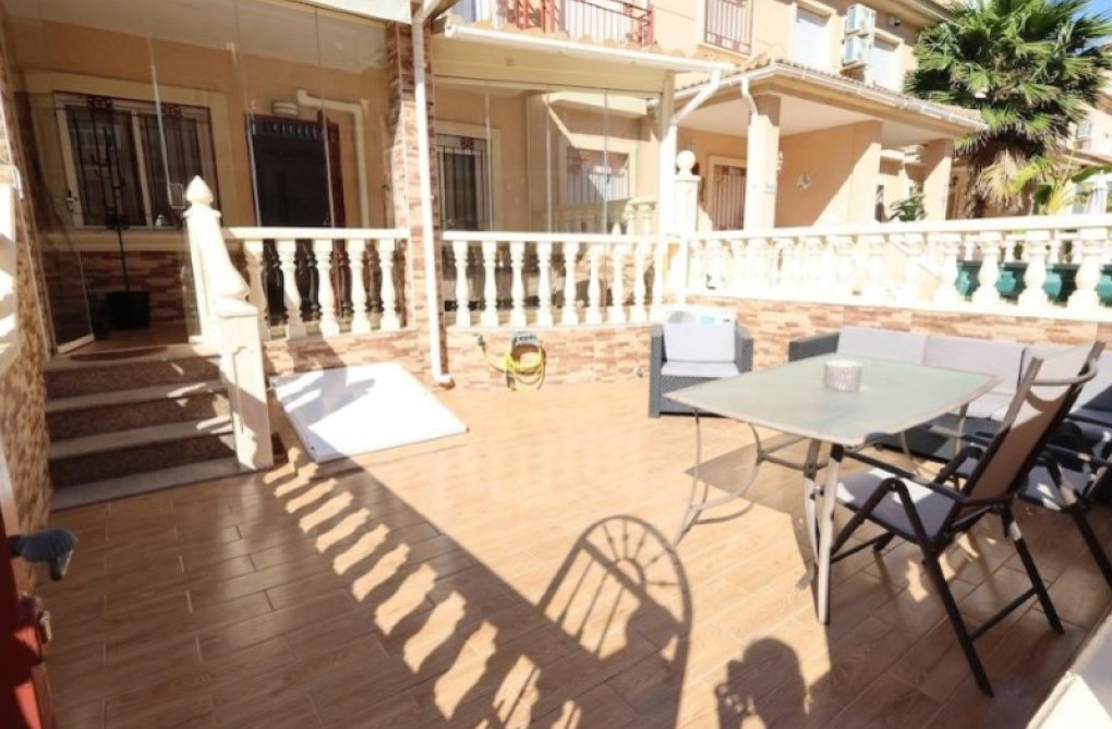 Wiederverkauf - town house - Orihuela - Inland
