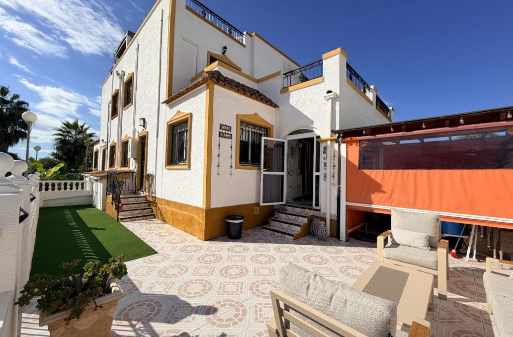 Wiederverkauf - town house - Orihuela - Inland