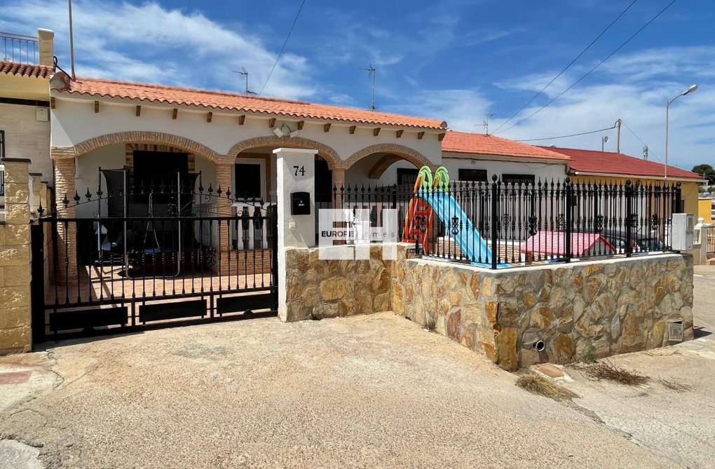 Wiederverkauf - town house - Pilar de la Horadada - Zona Pueblo