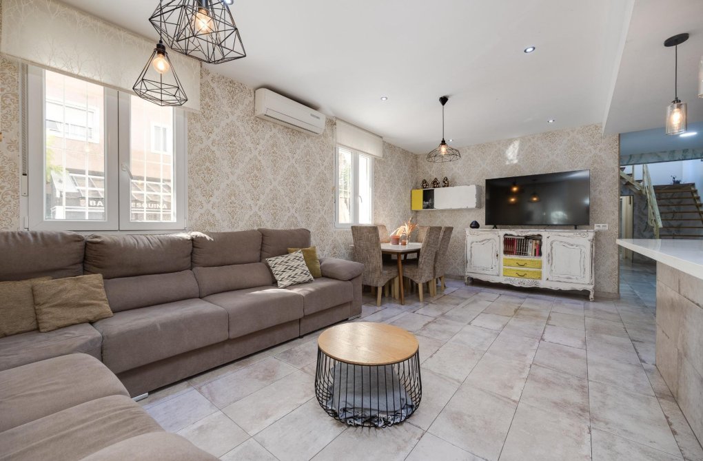 Wiederverkauf - town house - Torrevieja - Centro