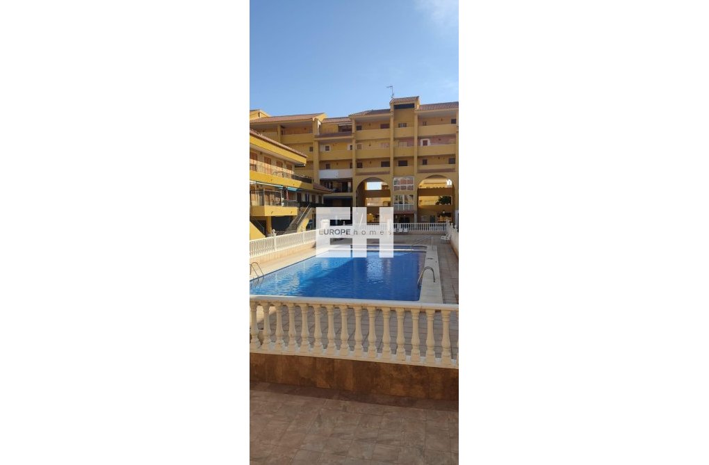 Wiederverkauf - town house - Torrevieja - Los Europeos