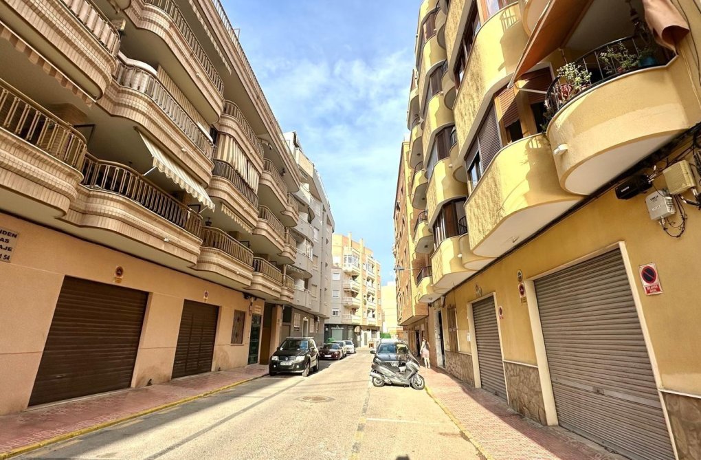 Wiederverkauf - town house - Torrevieja - Playa del Cura